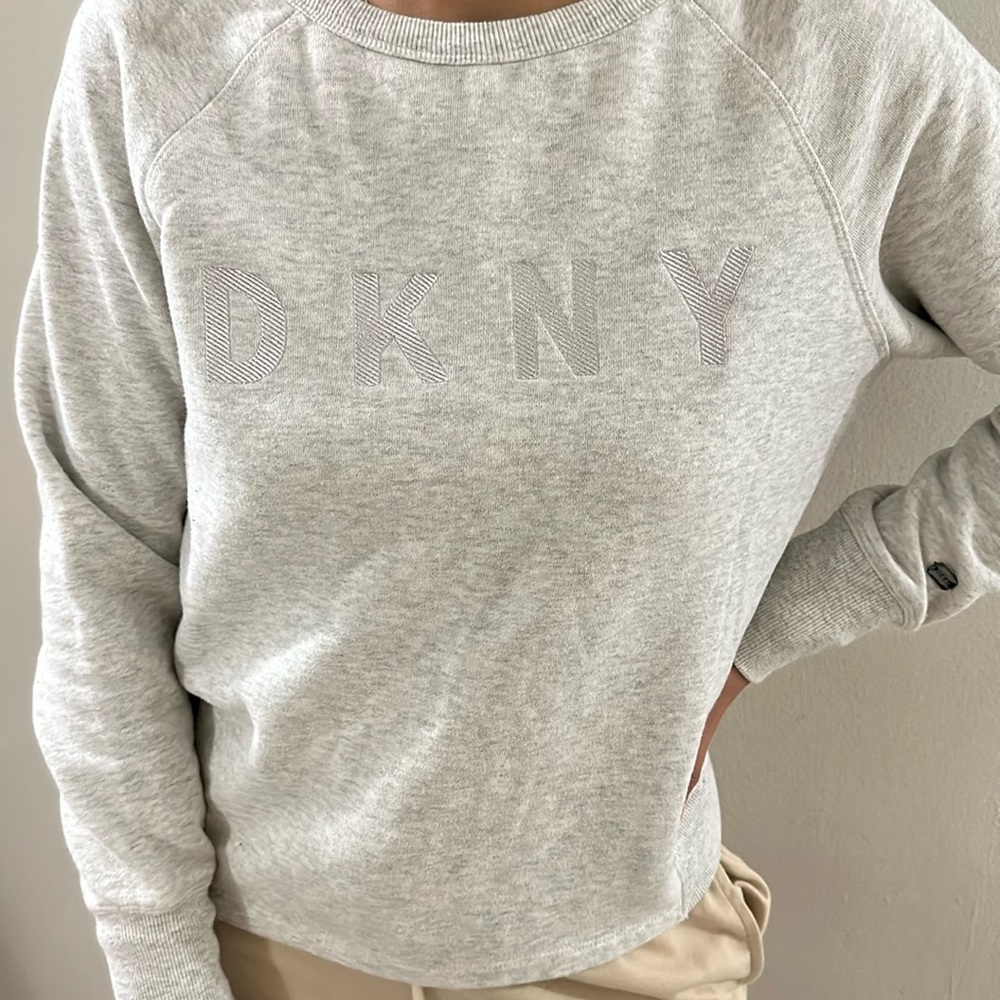DKNY
